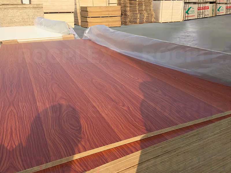 https://www.plywood.cn/melamine-plywood-board-2440122021mm-common-34-x-8-x-4-melamine-faced-plywood-panel-product/