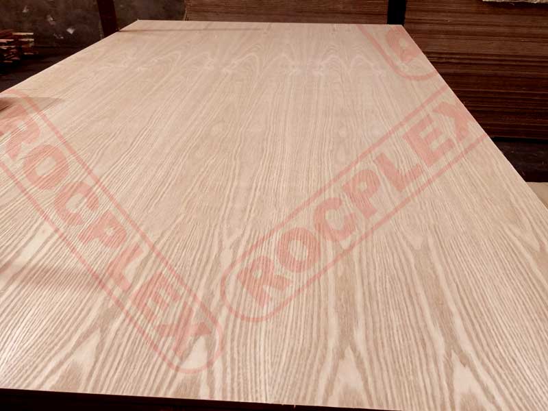 https://www.plywood.cn/red-oak-fancy-mdf-board-2440122018mm-common-34%e2%80%b3x-8-x-4-decorative-red-oak-mdf-board-product/